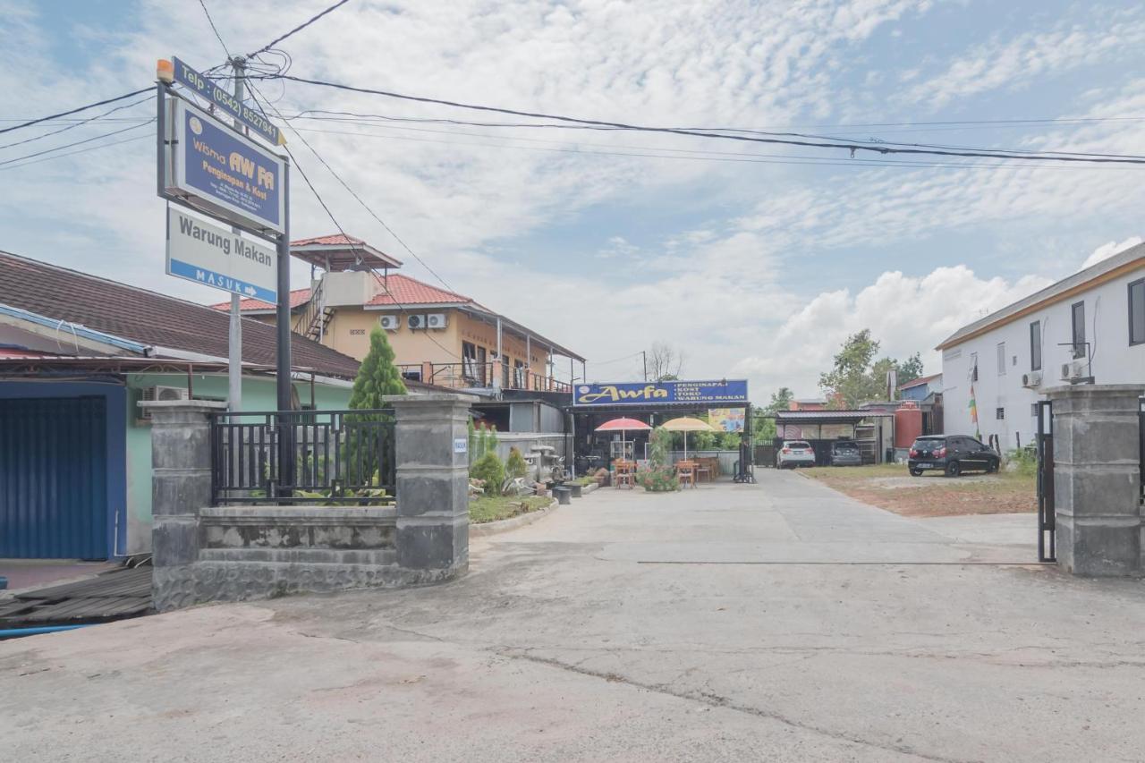 Reddoorz Near Sepinggan Airport Balikpapan 2 Hotel Exterior photo